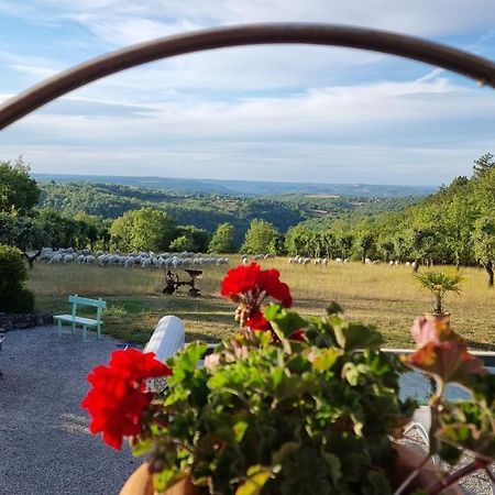 Domaine La Garenne Bed & Breakfast Reilhaguet Exterior photo